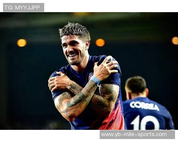 德保罗晒世界杯夺冠三周年纪念照身披球网叼雪茄感慨一切都值得 德保罗晒世界杯夺冠三周年纪念照身披球网叼雪茄感慨一切都值得